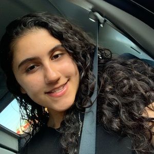 Meet your Posher, Alina